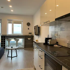  Апартаменты Beautiful Penthouse Lakeview W18